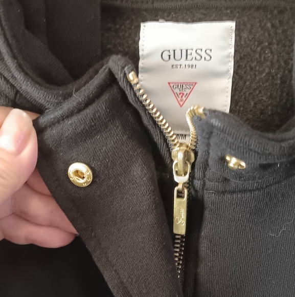 GUESS Black Sweatshirt / Hoodie Zipper Horn Toggle Buttons M - Picture 5 of 9